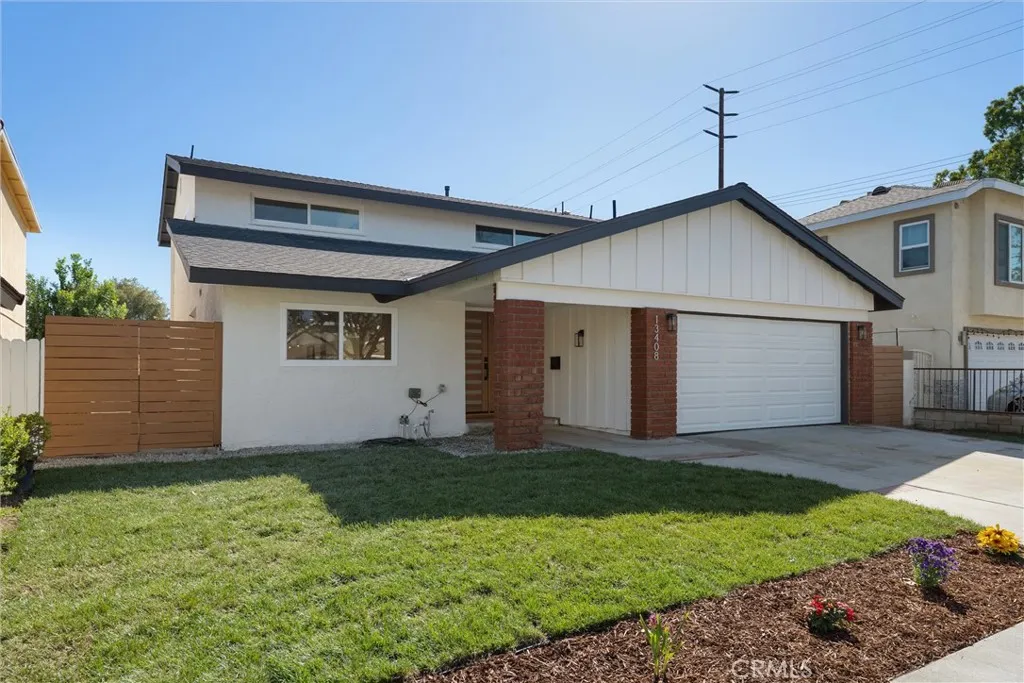 13408 Moore — photo
