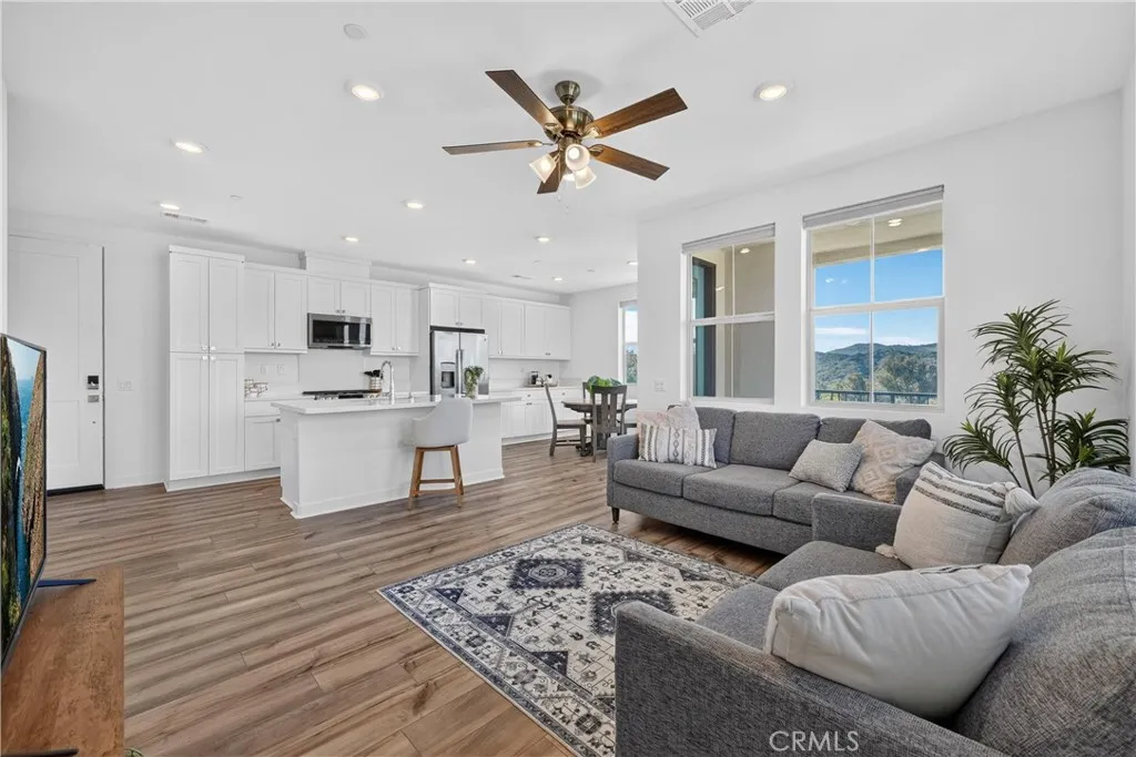 1500 Lasso Way Unit 304 — photo