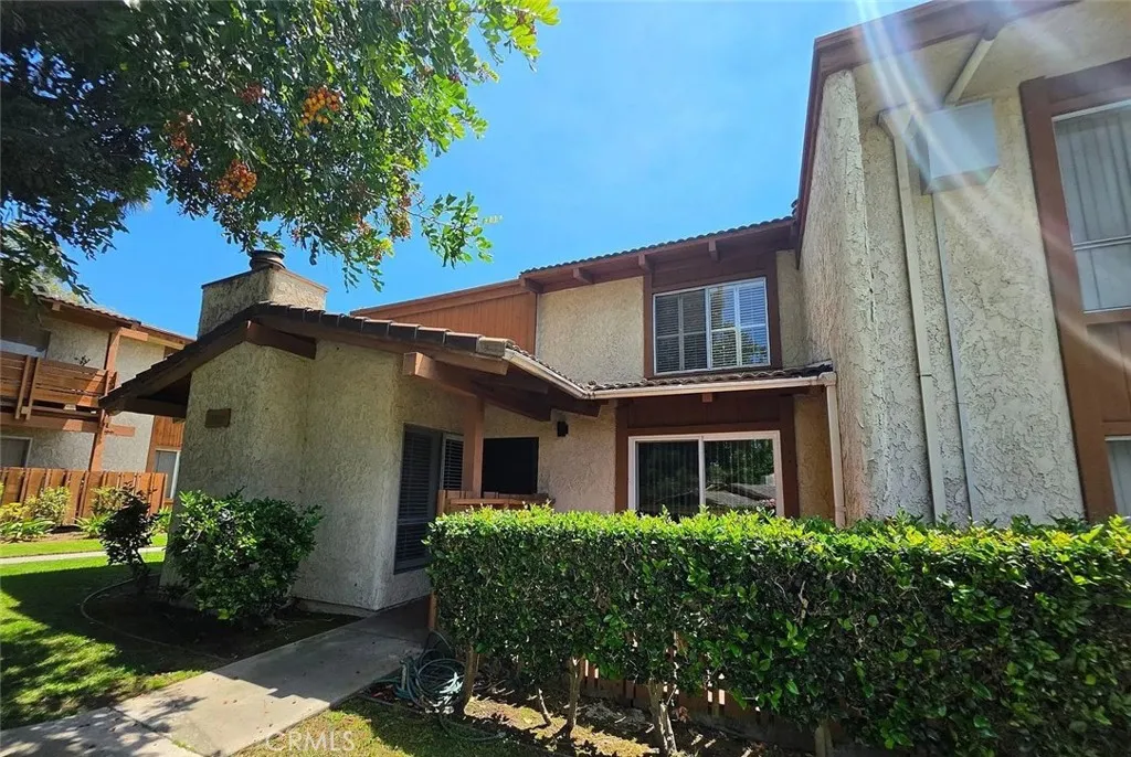 3709 Country Club Drive Unit 1 — photo
