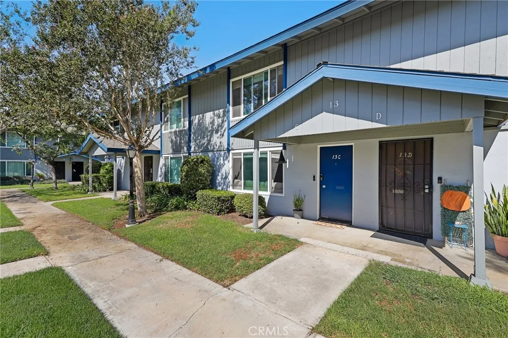1107 W Memory Lane Unit 13C — photo