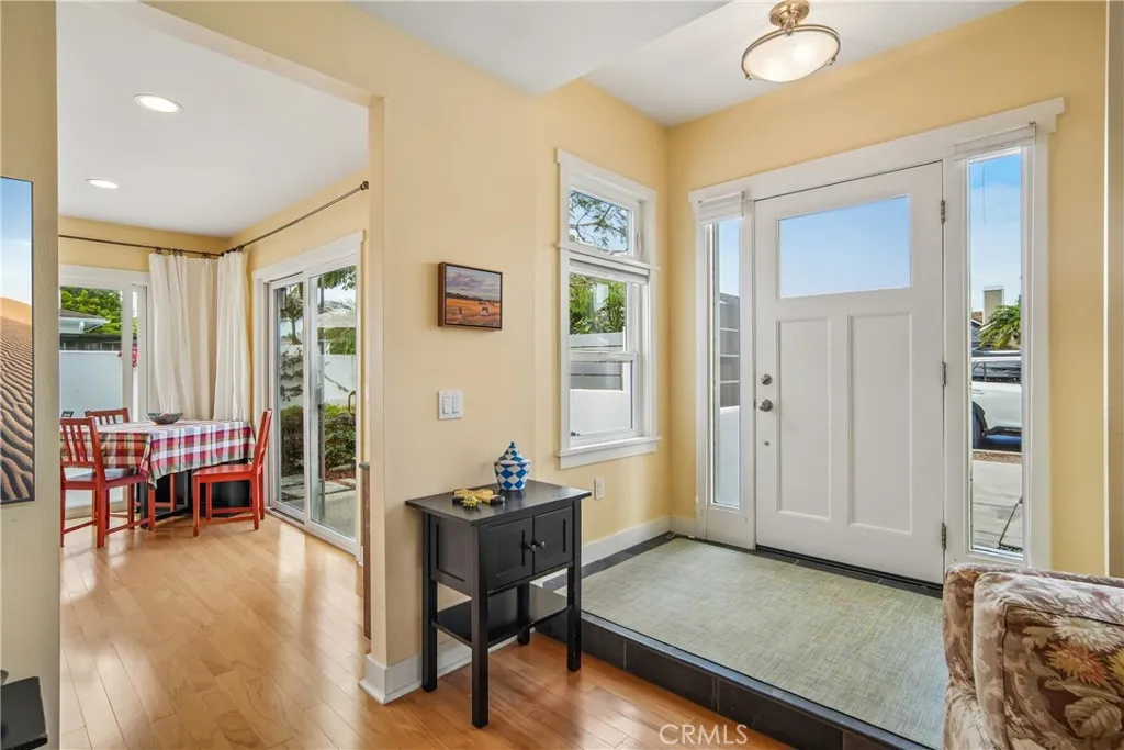 2346 Elden, Costa Mesa, CA 92627 — photo 3