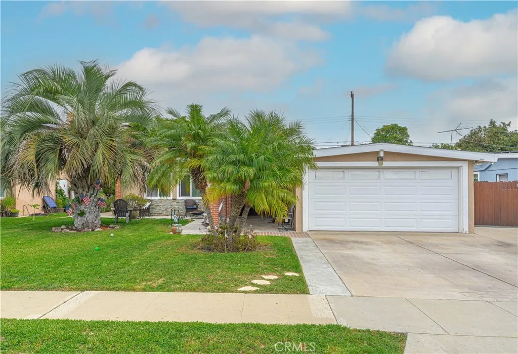 2333 S Shelton Street — photo