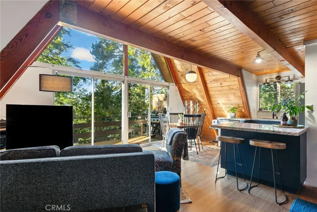 641 Buckingham, Lake Arrowhead, CA 92385 — photo 2