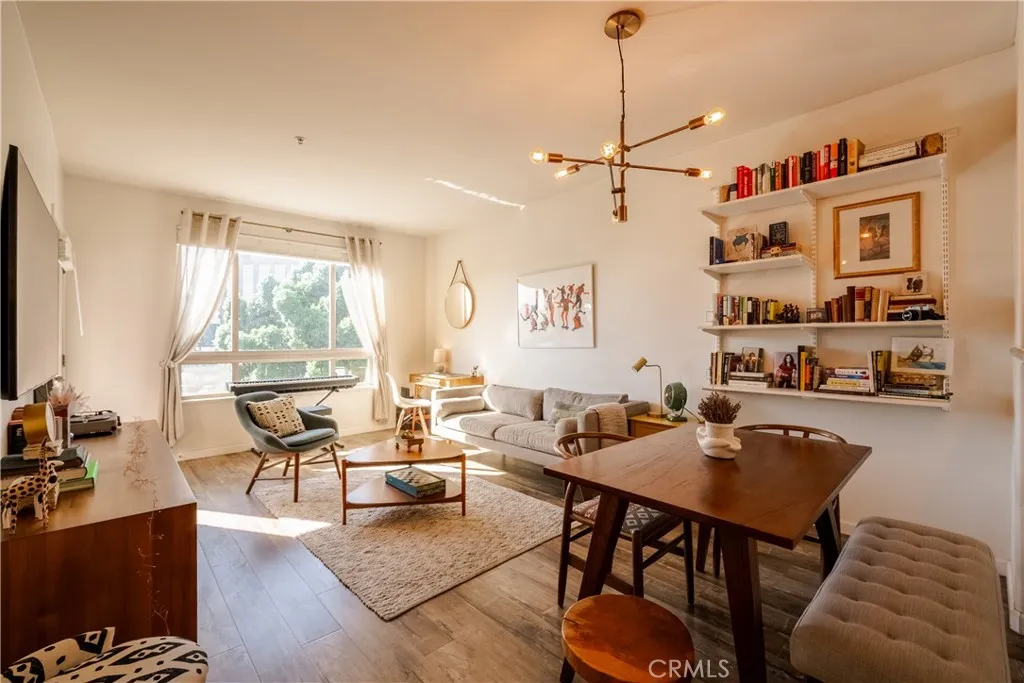 100 S Alameda Street Unit 364 — photo