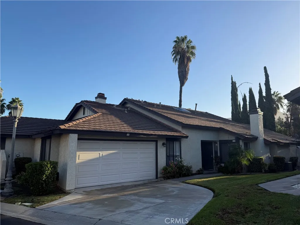 5050 Canyon Crest Drive Unit 12 — photo
