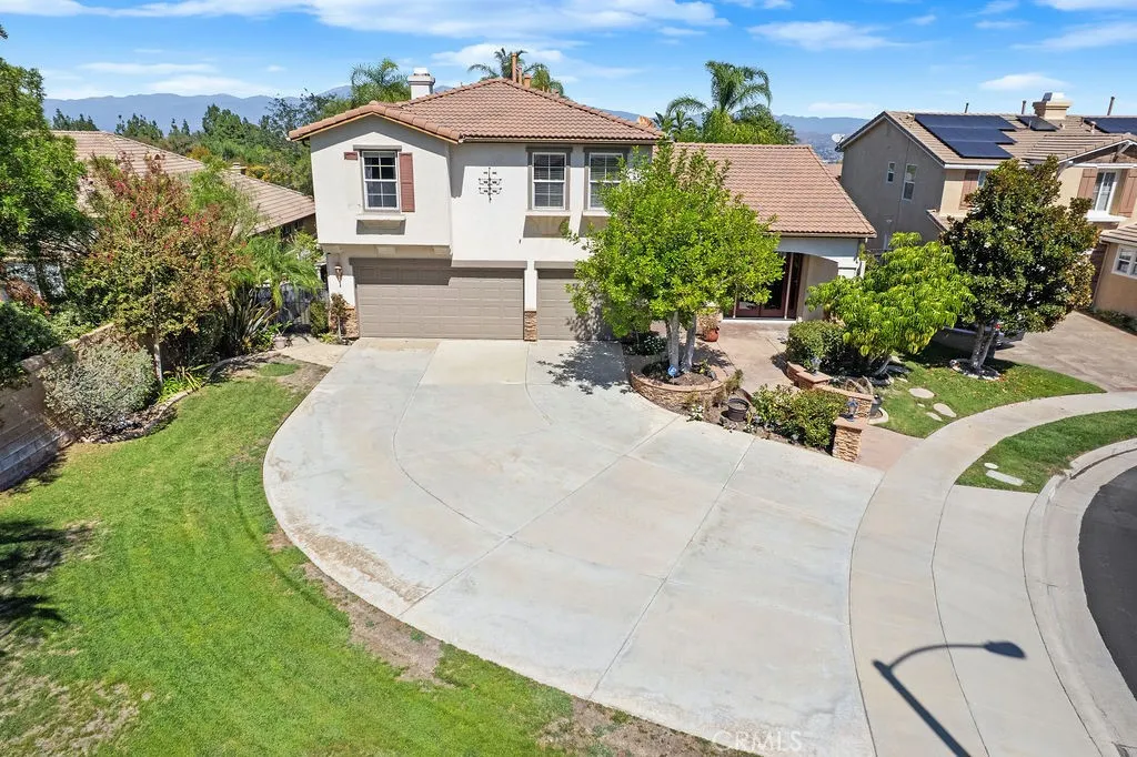 135 Custer Circle — photo
