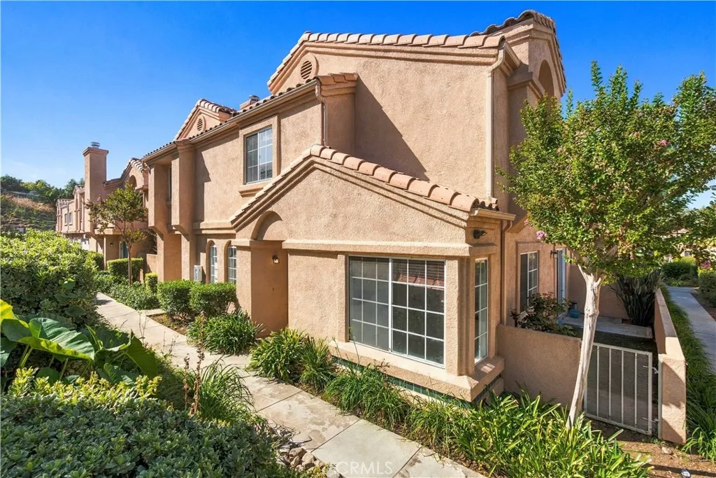 18818 Vista Del Canon — photo