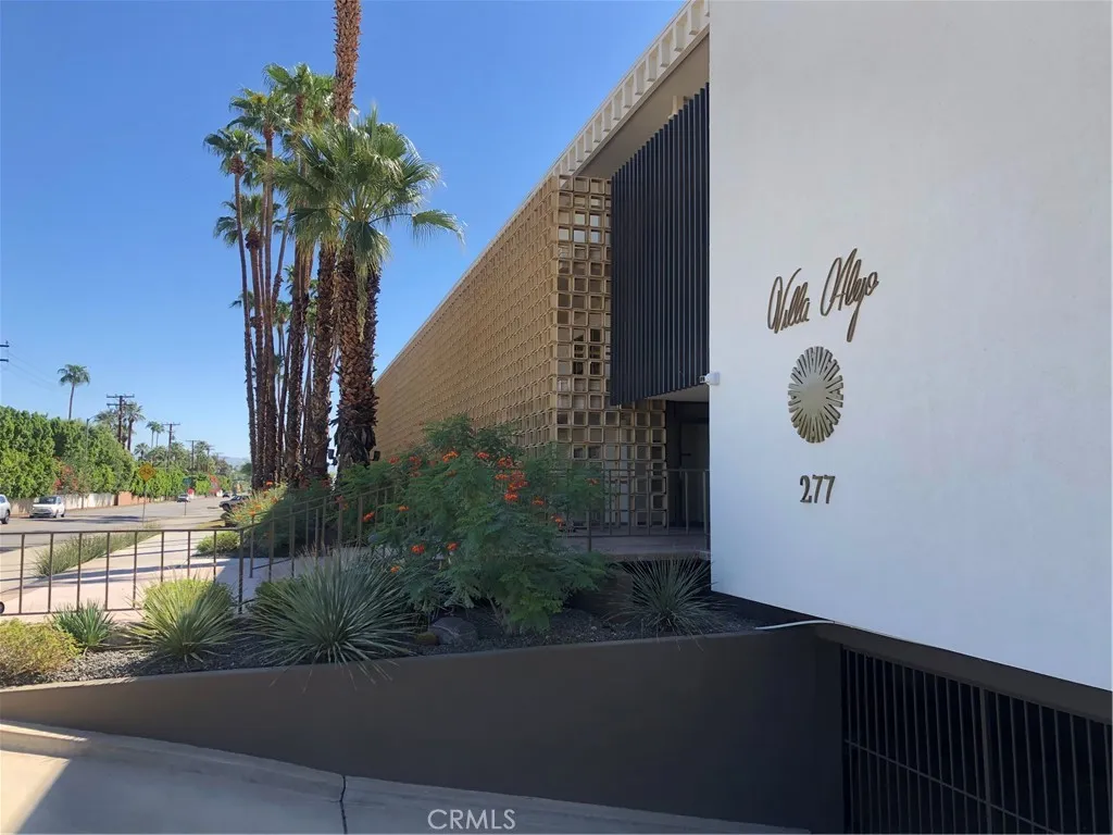 277 E Alejo Rd Unit 204 — photo