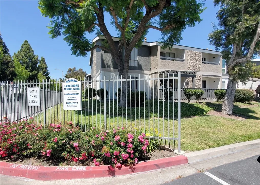 2835 S Fairview Street Unit H — photo