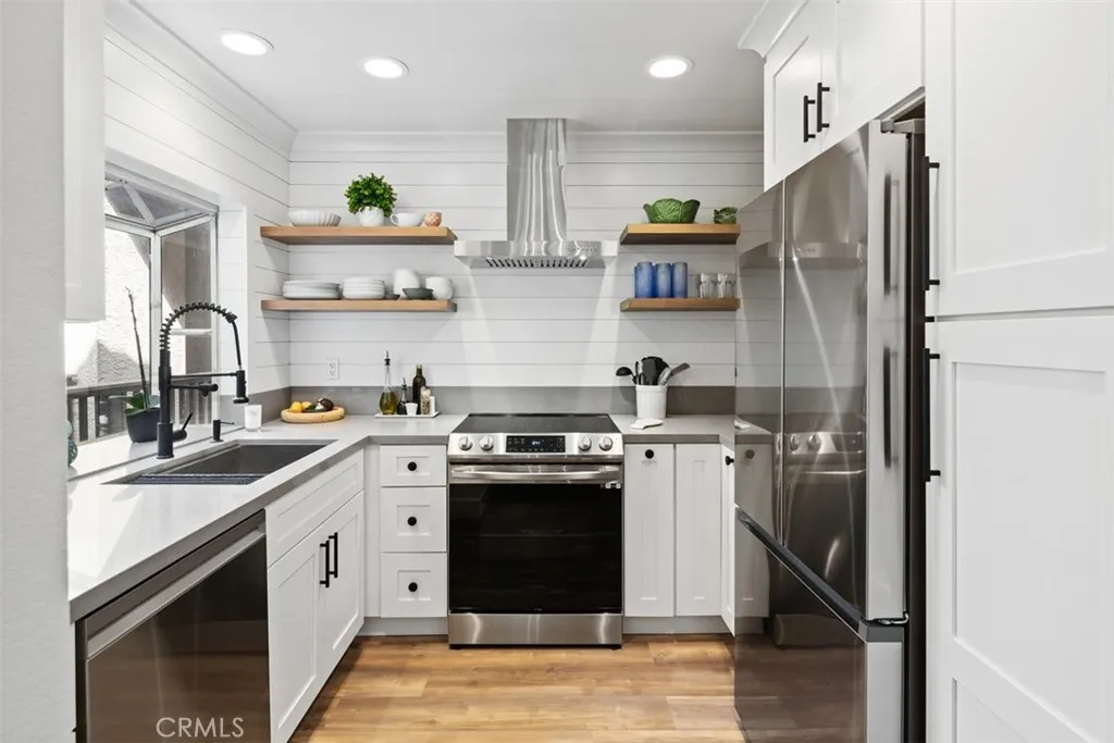 12 Corniche Drive Unit a — photo