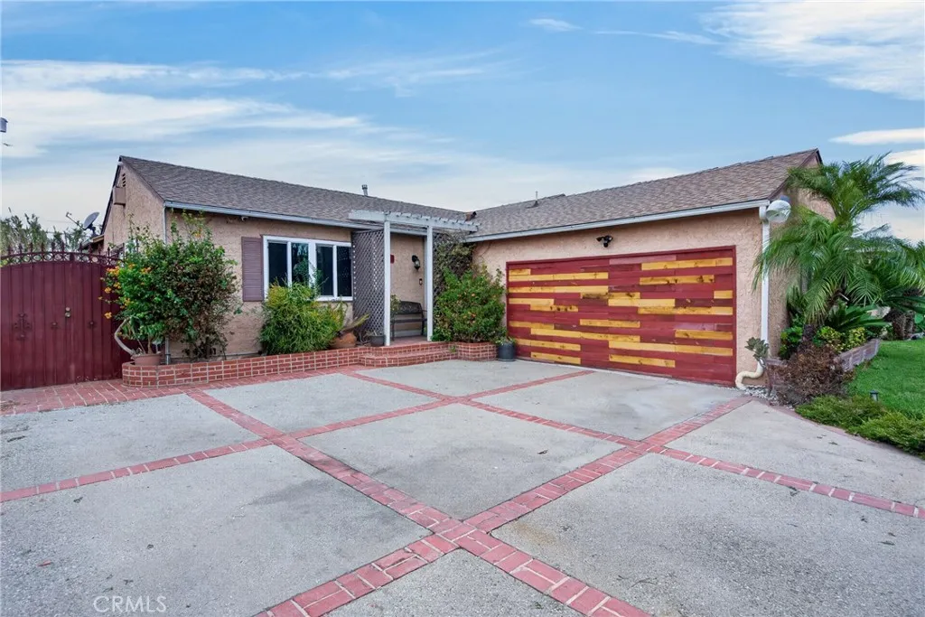 707 S Clymar Avenue, Compton, CA 90220 — photo 3