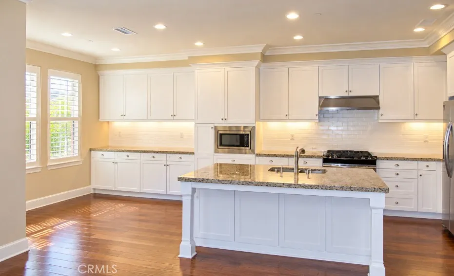 65 Devonshire, Irvine, CA 92620 — photo 2