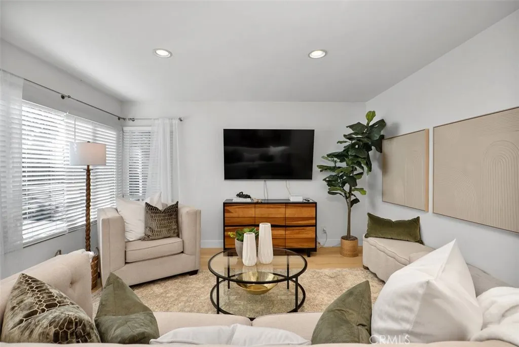 58 Clearbrook, Irvine, CA 92614 — photo 2