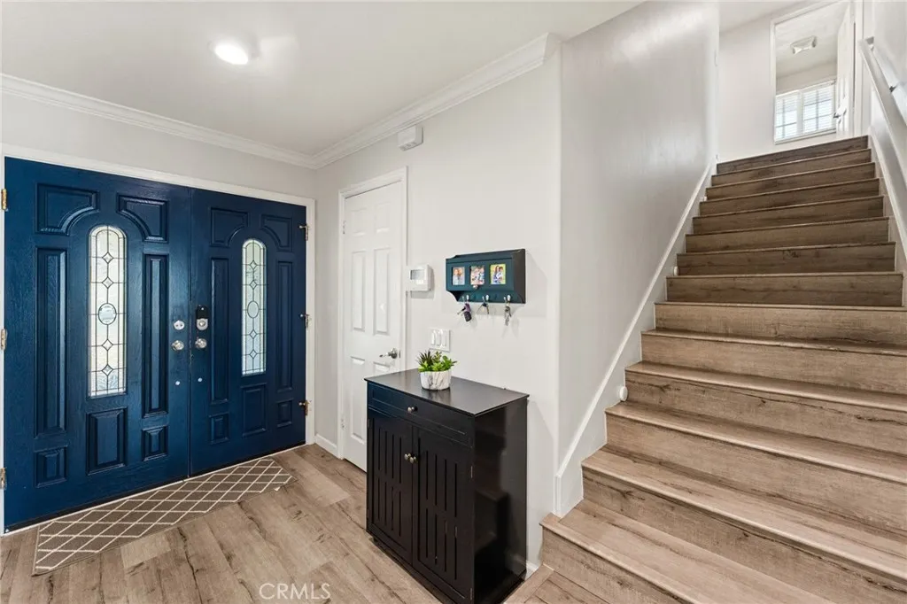 538 E Riverview, Orange, CA 92865 — photo 3
