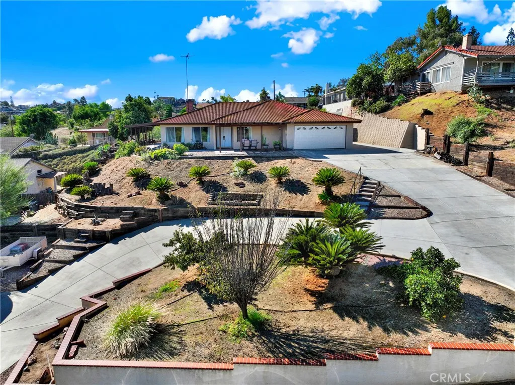 14135 El Mesa Dr. — photo