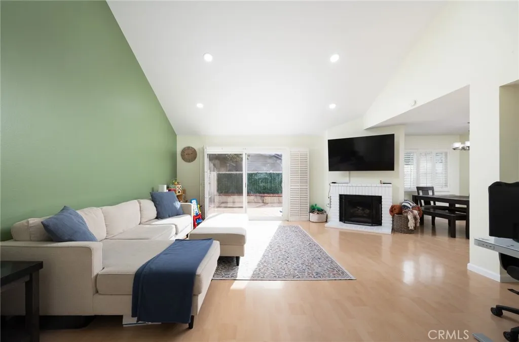 112 Eisenhower, Placentia, CA 92870 — photo 2