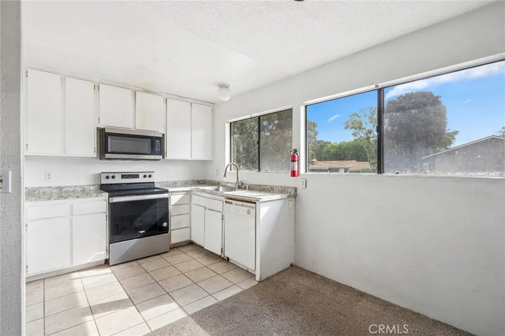 232 Springview, Irvine, CA 92620 — photo 2