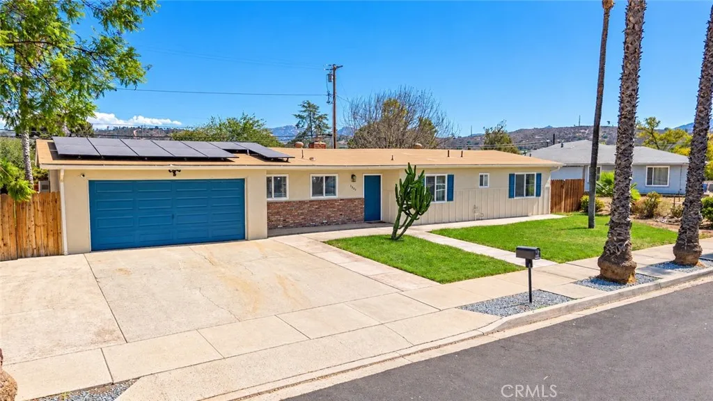 9903 Lindo Lake — photo