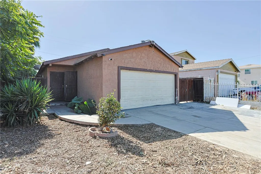 1214 W 151st, Compton, CA 90220 — photo 2