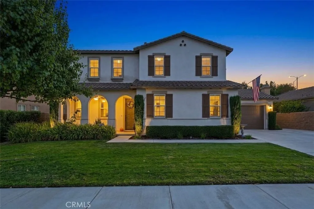 29009 Golden Lake — photo
