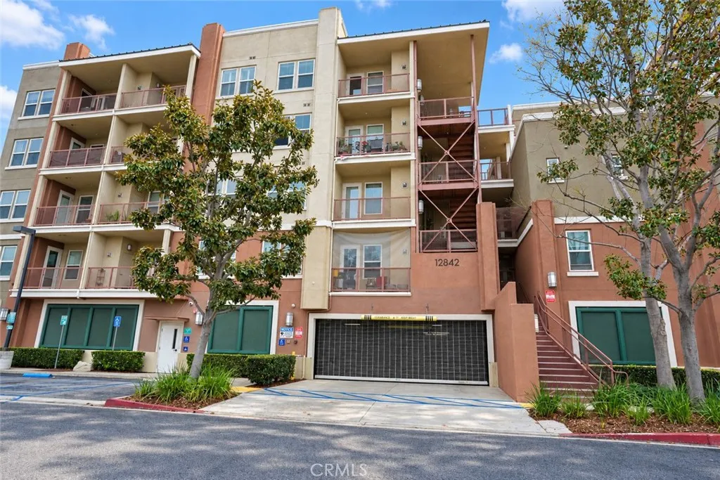 12842 Palm Street Unit 109 — photo