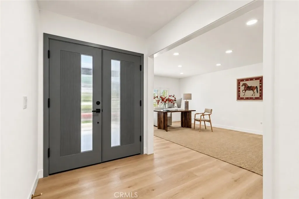 635 Plumer, Costa Mesa, CA 92627 — photo 2