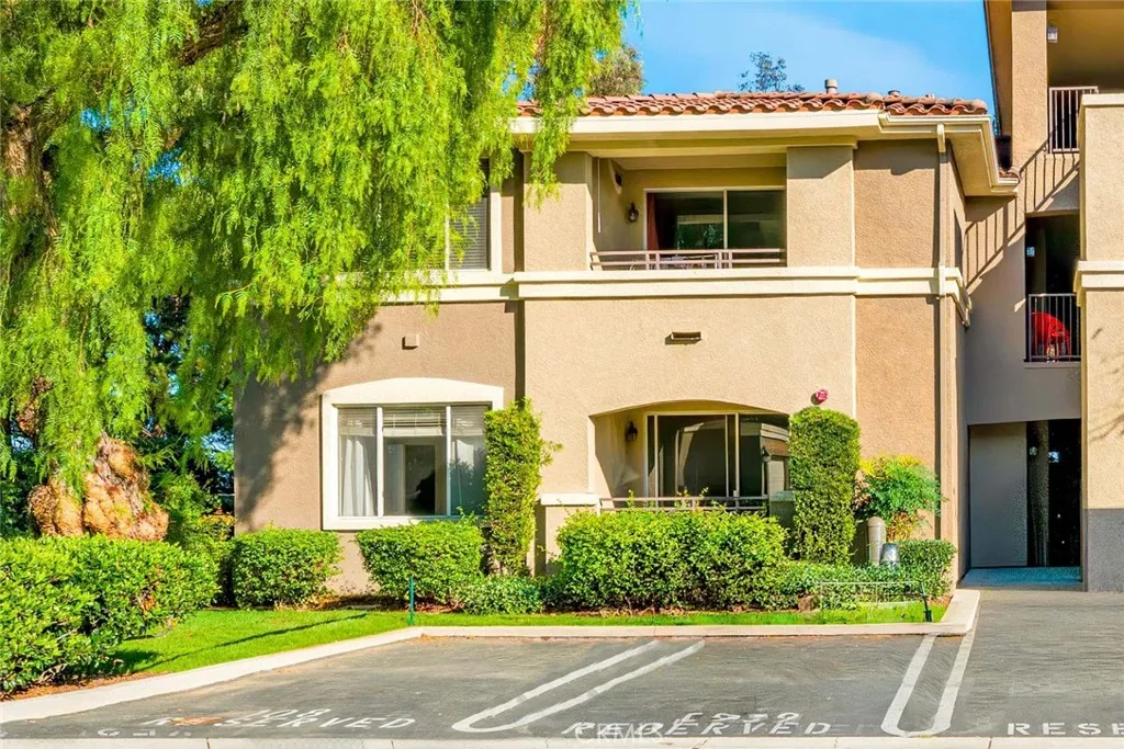 22681 Oakgrove Unit 218 — photo