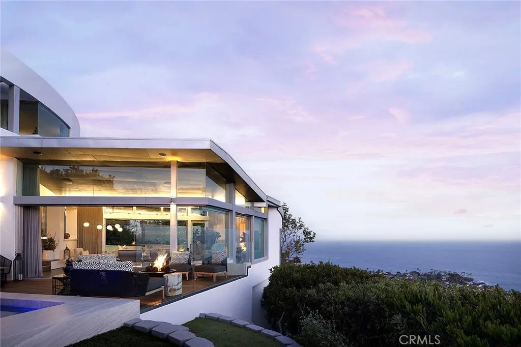465 Panorama Drive — photo
