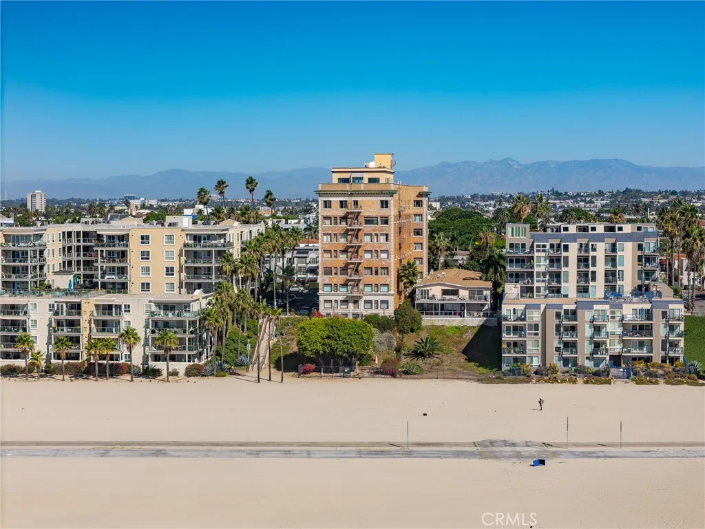 1030 E Ocean Boulevard Unit 611 — photo