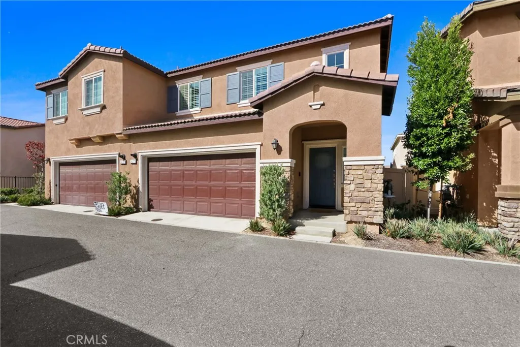 24277 Bay Laurel — photo