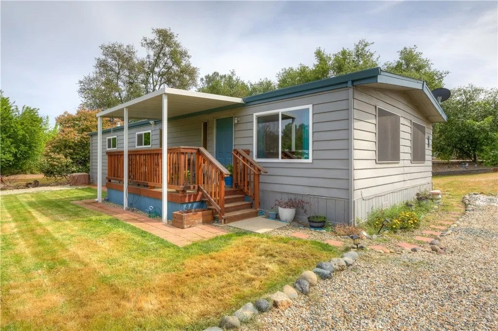 329 Ridgecrest Pkwy — photo