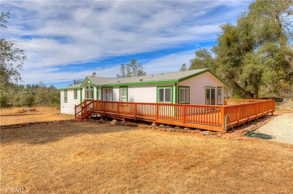 89 Crystal Pines — photo