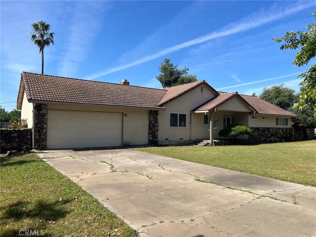 762 Biggs East — photo