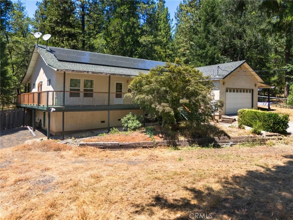 15945 Country Living — photo