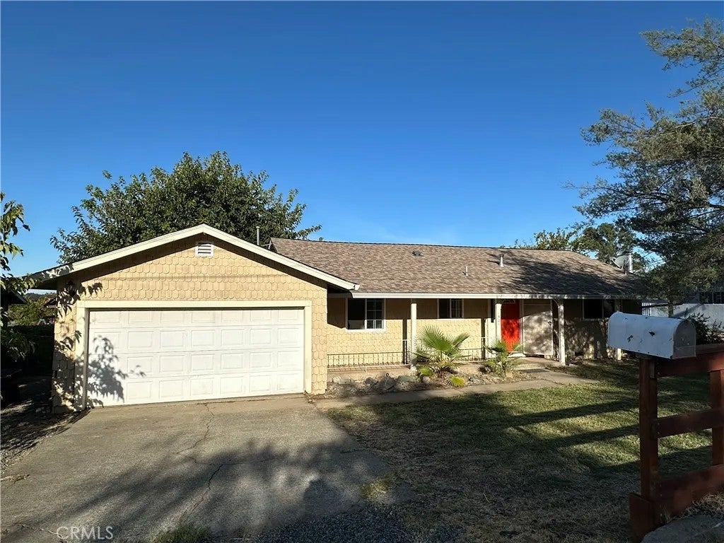 1521 Keko — photo