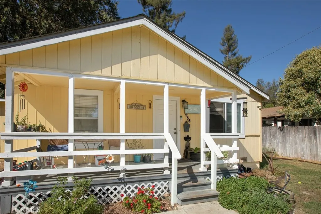 955 Oregon, Gridley, CA 95948 — photo 2