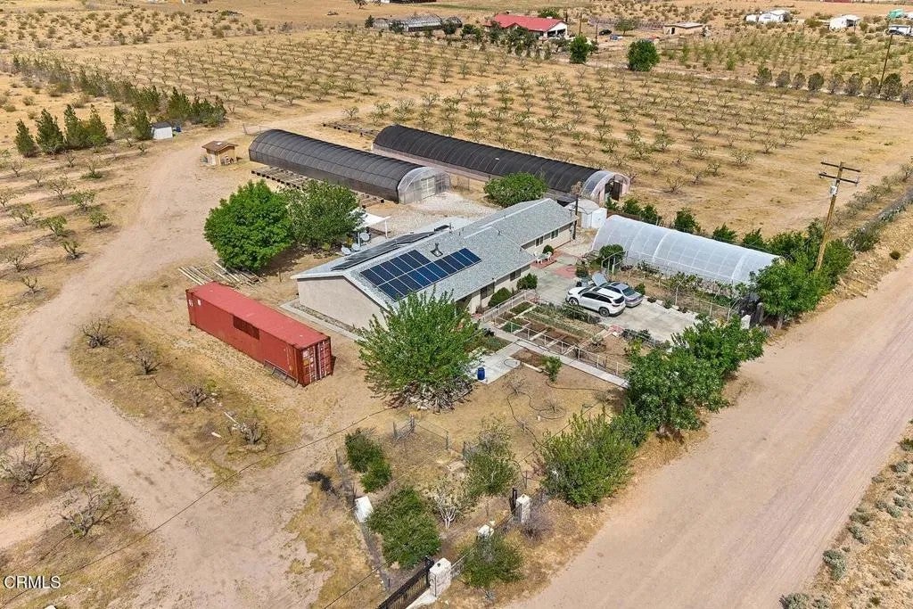 9494 Baker Road — photo