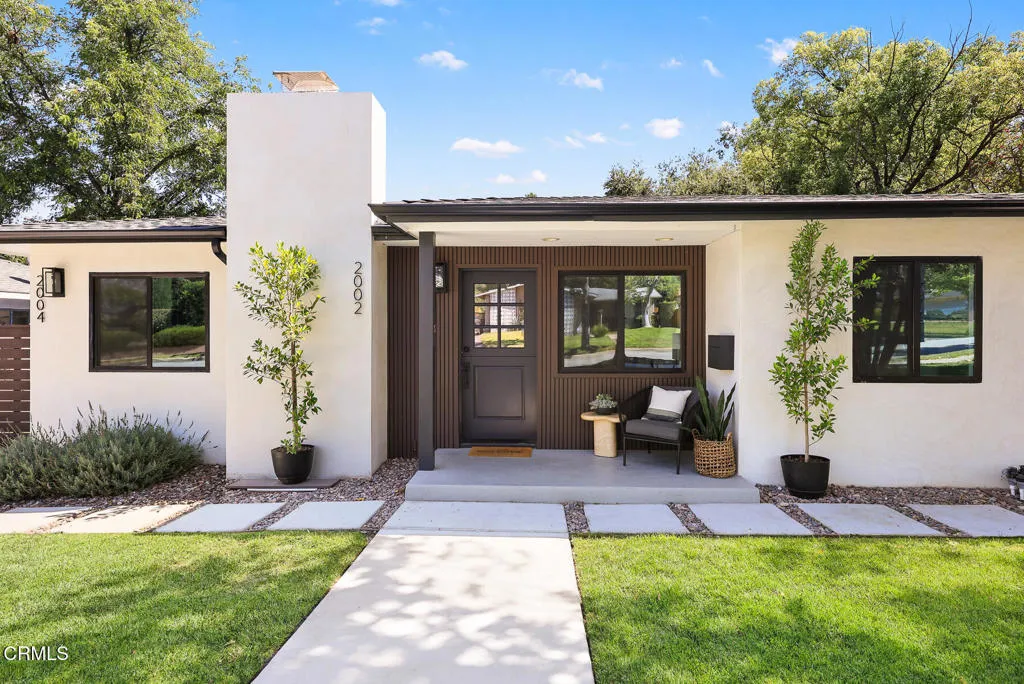 2002 E Woodlyn Road, Pasadena, CA 91104 — photo 3