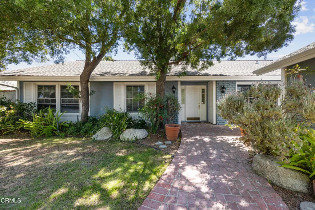 9424 Crystal View Drive, Tujunga, CA 91042 — photo 2