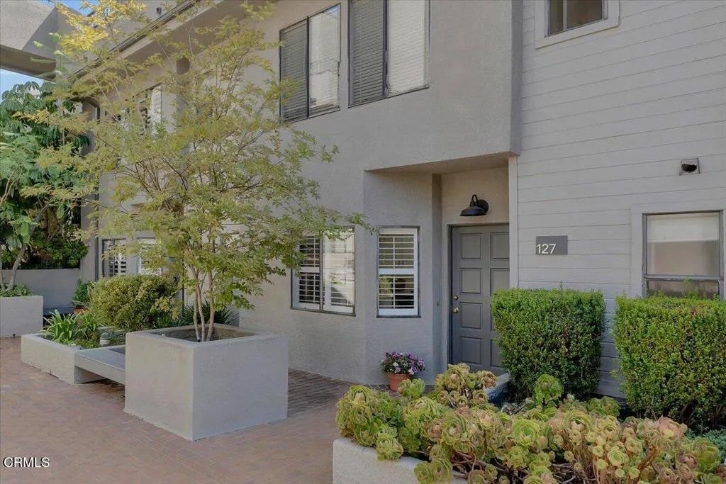 1310 E Orange Grove Boulevard 127 — photo
