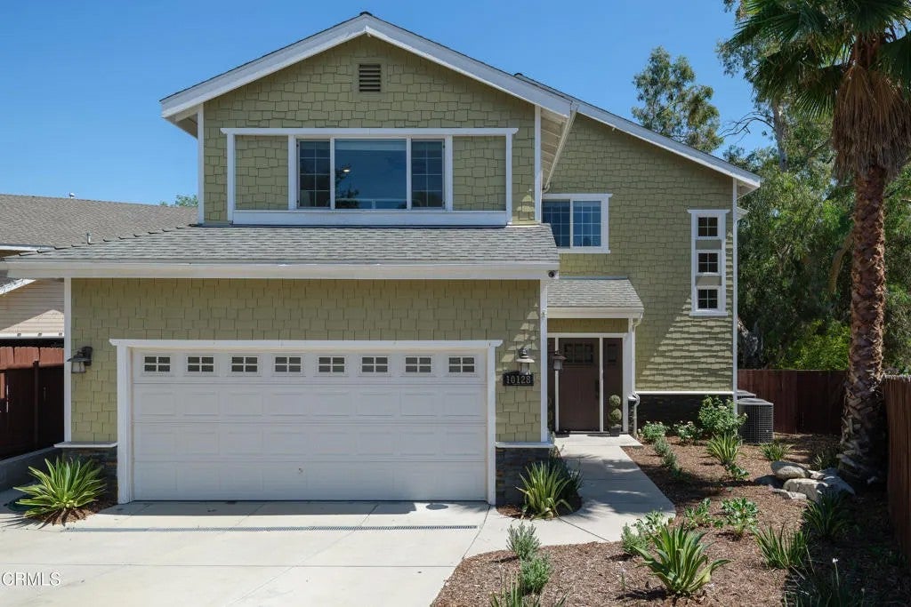 10128 Golden Oaks Avenue — photo