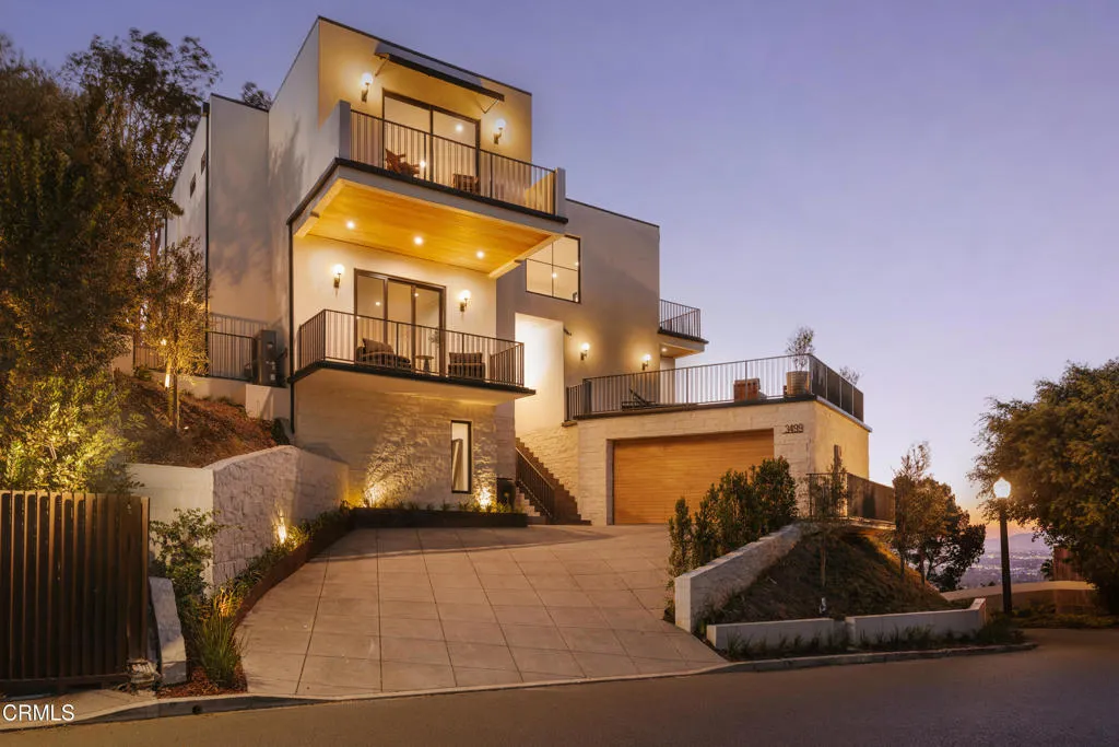 3499 Wonder View Drive — photo