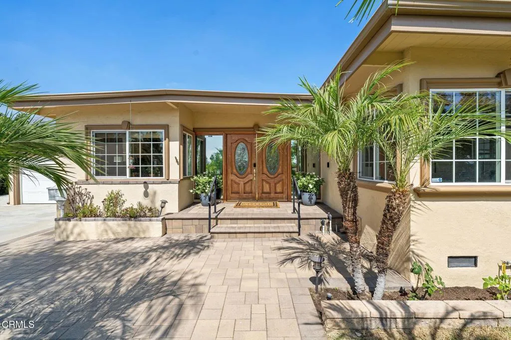 923 Crestview Drive, Pasadena, CA 91107 — photo 2