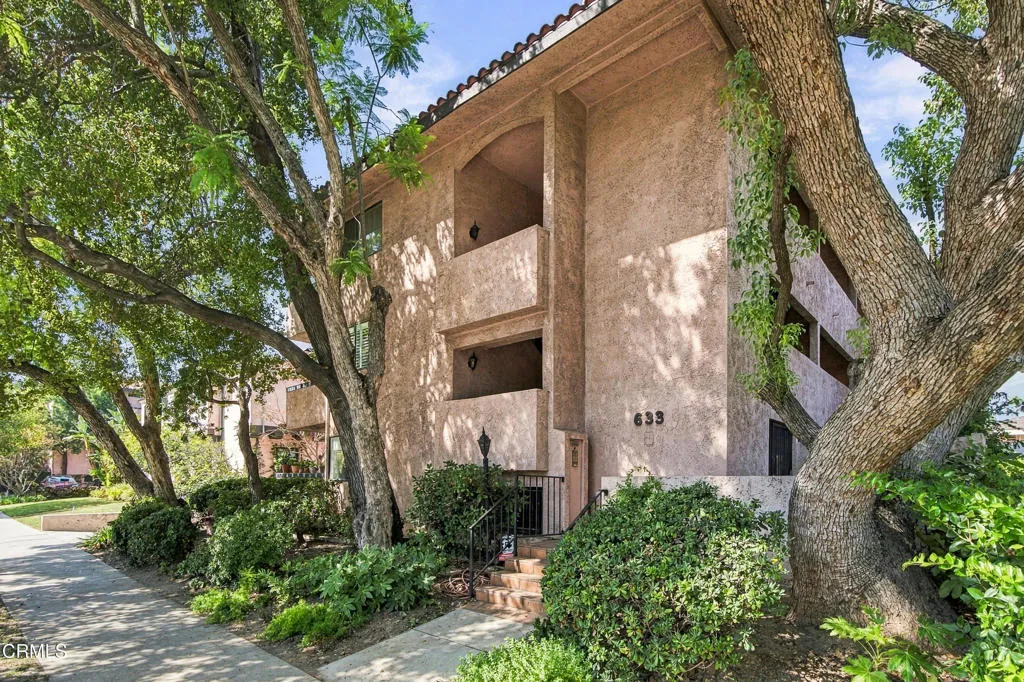 633 E California Boulevard Unit 103 — photo