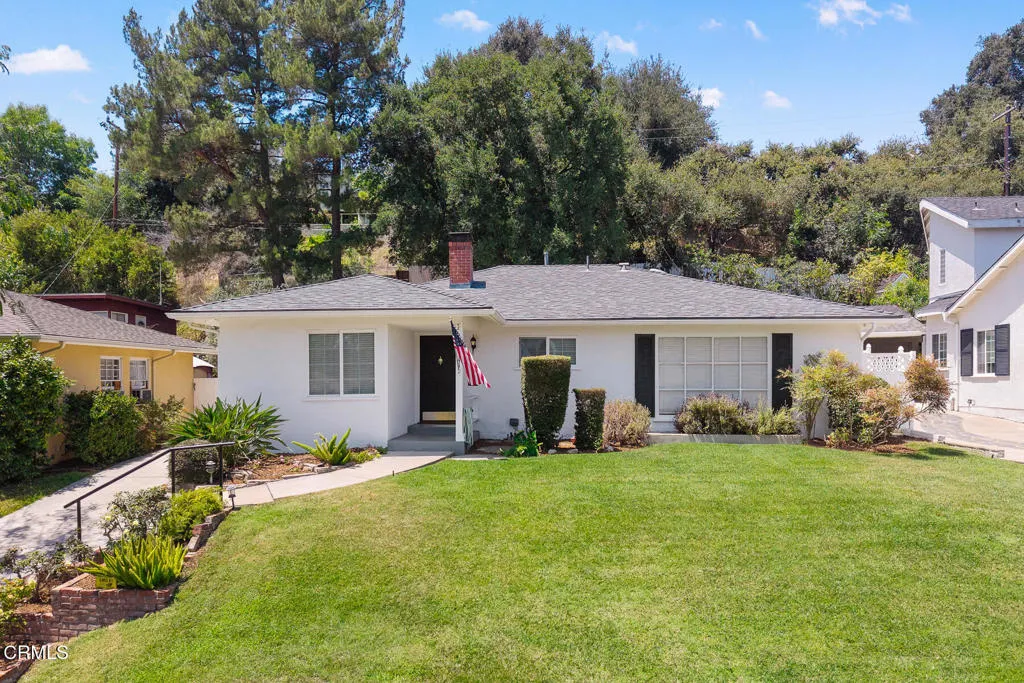 4541 Alveo Road — photo