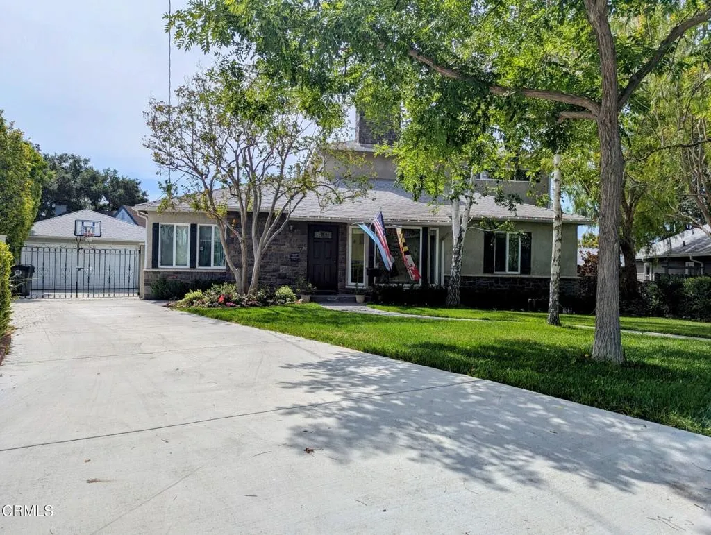 2274 Luana Lane — photo