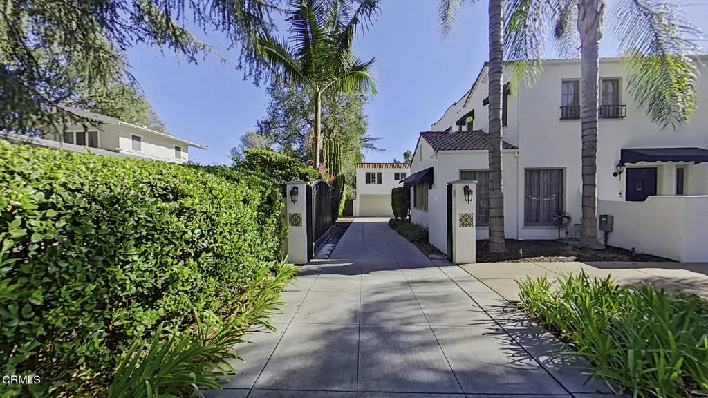 1178 E Elizabeth Street — photo