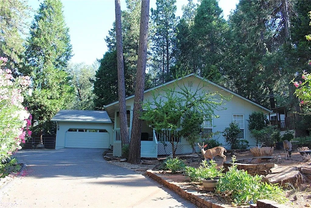 6186 Kilgord Court — photo