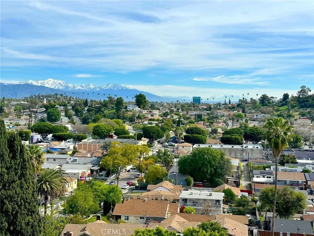 4755 Templeton Street 2210 — photo