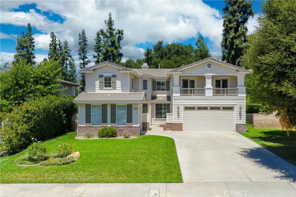 2225 Saratoga Lane — photo